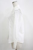 画像2: Fi.n.t / ショルダーフリルブラウス Free OFF WHITE H-25-05-16-1055-CA-BL-NS-ZH (2)