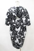 画像2: NieR Clothing / 総柄半袖プルパーカー  黒×白 H-25-05-19-1045-PU-TO-KB-ZH (2)