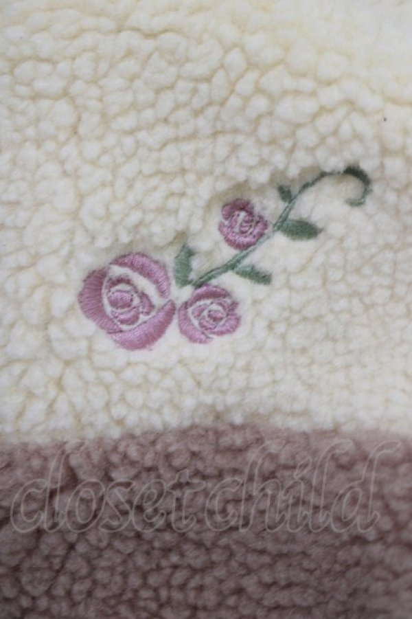 画像4: Fi.n.t / 花刺繍入りボアブルゾン Free PINK H-25-05-21-054-CA-CO-NS-ZH (4)