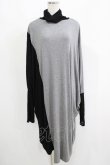 画像1: NieR Clothing / 配色ハイネックワンピース  黒×グレー H-25-05-22-027-PU-OP-KB-ZH (1)