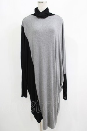 画像: NieR Clothing / 配色ハイネックワンピース  黒×グレー H-25-05-22-027-PU-OP-KB-ZH