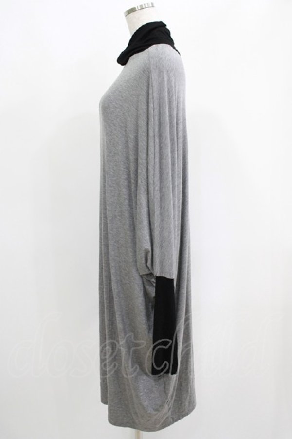 画像2: NieR Clothing / 配色ハイネックワンピース  黒×グレー H-25-05-22-027-PU-OP-KB-ZH (2)