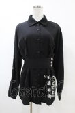画像1: NieR Clothing / ベルト風ロングシャツ  黒 H-25-05-25-1024-PU-OP-KB-ZH (1)
