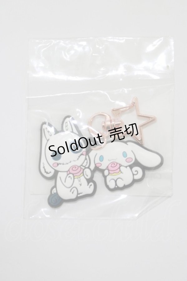 画像1: NieR Clothing / ラバーキーホルダー  シナモロール H-25-05-25-027-PU-ZA-KB-ZH (1)