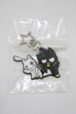 画像1: NieR Clothing / ラバーキーホルダー  バッドばつ丸 H-25-05-25-035-PU-ZA-KB-ZH (1)