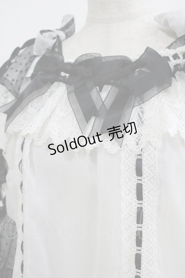 画像4: BABY,THE STARS SHINE BRIGHT / Gothic Noir Princessブラウス Free オフ/ブラック H-25-05-28-071-BA-BL-NS-ZH (4)