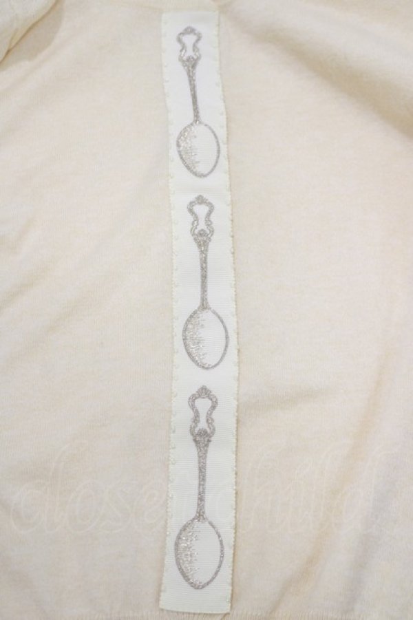 画像4: Leur Getter / スプーン刺繍テープ付ニットカーディガン  アイボリー H-25-06-04-037-LU-TO-KB-ZH (4)