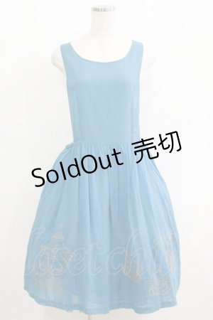 画像: Jane Marple / ワンダーランドエンブロイダリーのサロペットスカート  ブルー H-25-06-04-002-JM-OP-KB-ZH