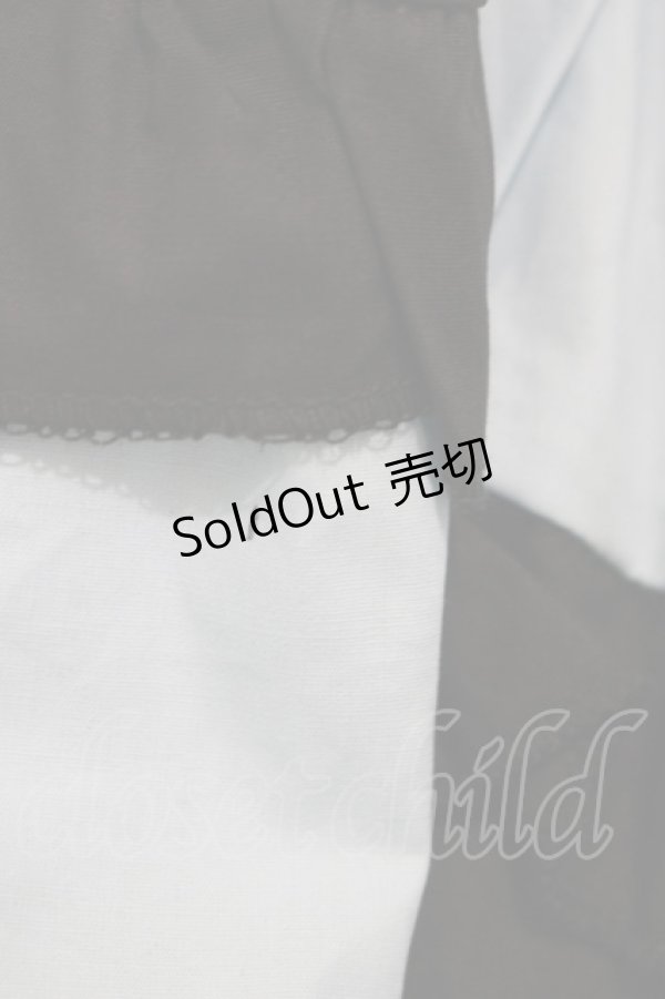 画像5: NieR Clothing / フリル付きフレア袖配色ワンピース【DESIGN CHINA】 F 黒×サックス H-25-06-07-031-PU-OP-KB-ZH (5)