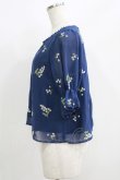 画像2: Fi.n.t / ミモザ総刺繍プルオーバーブラウス Free NAVY H-25-06-10-036-CA-BL-NS-ZH (2)