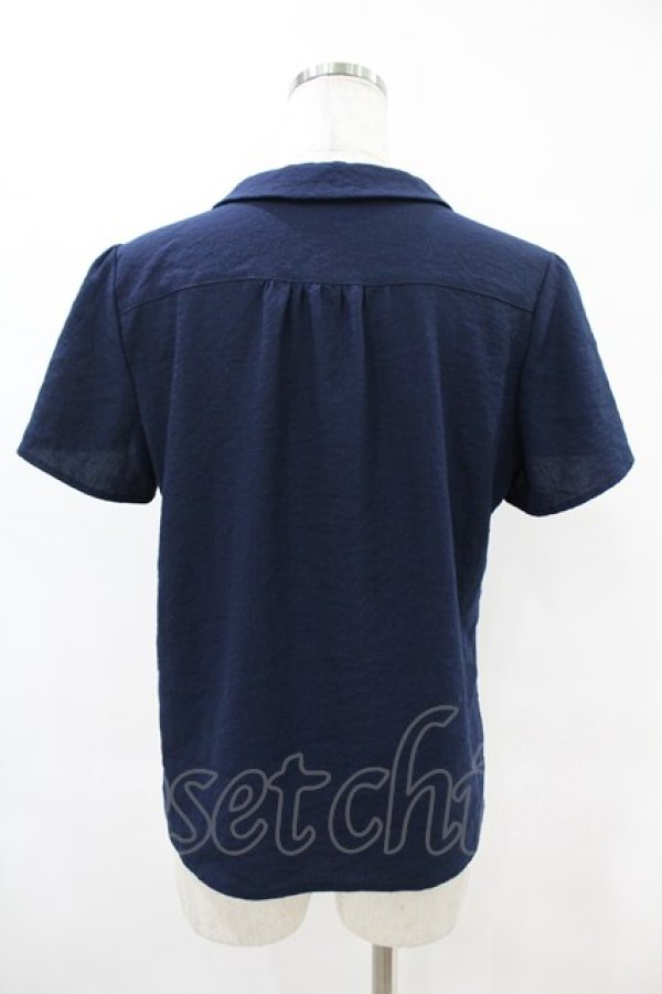 画像2: an another angelus / フラワー刺繍スキッパーブラウス Free NAVY H-25-06-11-056-CA-BL-NS-ZH (2)