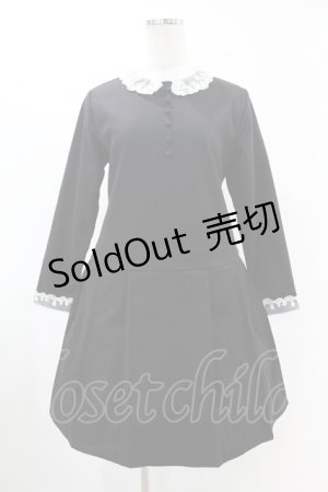画像: Fi.n.t / オーガンジー襟プリーツワンピース Free BLACK H-25-06-11-016-CA-OP-NS-ZH