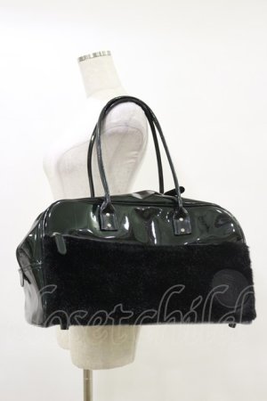 画像: BLACK MORAL / ファーエナメルボストンBAG  ブラック H-25-06-15-007-PU-BG-KB-ZH