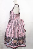 画像2: metamorphose / 【プラスサイズ】Happy Sewing Time フリルジャンパースカート+ヘッドドレスセット プラスサイズ ブラック/ピンク H-25-06-18-1002-ME-OP-NS-ZH (2)