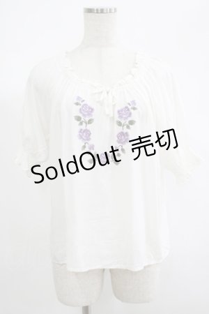 画像: Fi.n.t / サークルフラワー刺繍オフショルブラウス Free オフ H-25-06-20-028-CA-BL-NS-ZH