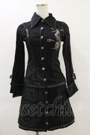 画像: Ozz On hikozoh / 龍刺繍シャツワンピース  黒 H-25-06-21-068-OO-OP-KB-ZH