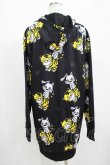 画像3: NieR Clothing / 総柄ZIPパーカー  黒 H-25-06-24-037-PU-TO-KB-ZH (3)