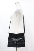 画像1: KRY CLOTHING / プリントサコッシュ  黒 H-25-06-24-1049-EL-BG-KB-ZH (1)