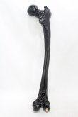 画像2: THE BLACKENED TEETH / Femur Bone Wall Hanging  ブラック H-25-06-25-1002-0-ZA-KB-ZH (2)