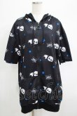 画像1: NieR Clothing / 総柄ZIP半袖パーカー F 黒 H-25-06-27-1056-PU-TO-KB-ZH (1)