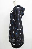 画像2: NieR Clothing / 総柄ZIP半袖パーカー F 黒 H-25-06-27-1056-PU-TO-KB-ZH (2)