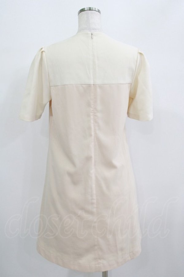 画像3: Fi.n.t / ヨーク切替ワンピース  ベージュ H-25-06-28-1010-CA-OP-ET-ZH (3)