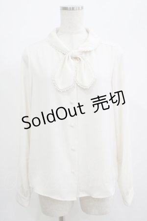 画像: Fi.n.t / ピコレース使いプチボウタイブラウス Free off white H-25-06-29-1048-CA-BL-NS-ZH