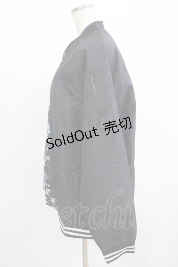 画像2: NieR Clothing / プリント切替ブルゾンジャケット   H-25-07-01-036-PU-JA-KB-ZH (2)