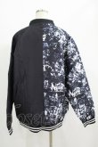 画像3: NieR Clothing / プリント切替ブルゾンジャケット   H-25-07-01-036-PU-JA-KB-ZH (3)