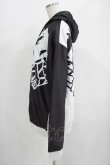 画像2: NieR Clothing / 防寒裏起毛パーカー  黒×白 H-25-07-01-039-PU-TO-KB-ZH (2)