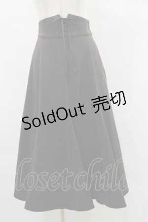 画像: F&A / フロントレースアップミドル丈ナローフレアースカート Free CHARCOAL H-25-07-03-1040-LO-SK-NS-ZH