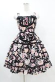 画像1: BABY,THE STARS SHINE BRIGHT / ハートマーブルチョコレートとシュガーコーテッドクッキー柄ティアードジャンパースカート S ブラック H-25-07-03-024-BA-OP-NS-ZH (1)