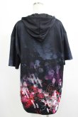 画像3: NieR Clothing / 総柄ZIP半袖パーカー F 黒 H-25-07-05-042-PU-TO-KB-ZH (3)