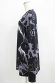 画像2: NieR Clothing / プリントロングトップス  黒 H-25-07-08-1046-PU-TO-KB-ZH (2)