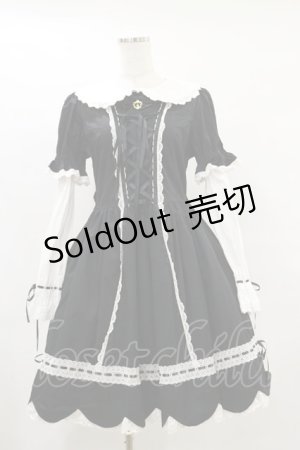 画像: BABY,THE STARS SHINE BRIGHT / STRAWBERRYカフェスカラップワンピース Free ブラック H-25-07-11-057-BA-OP-NS-ZH