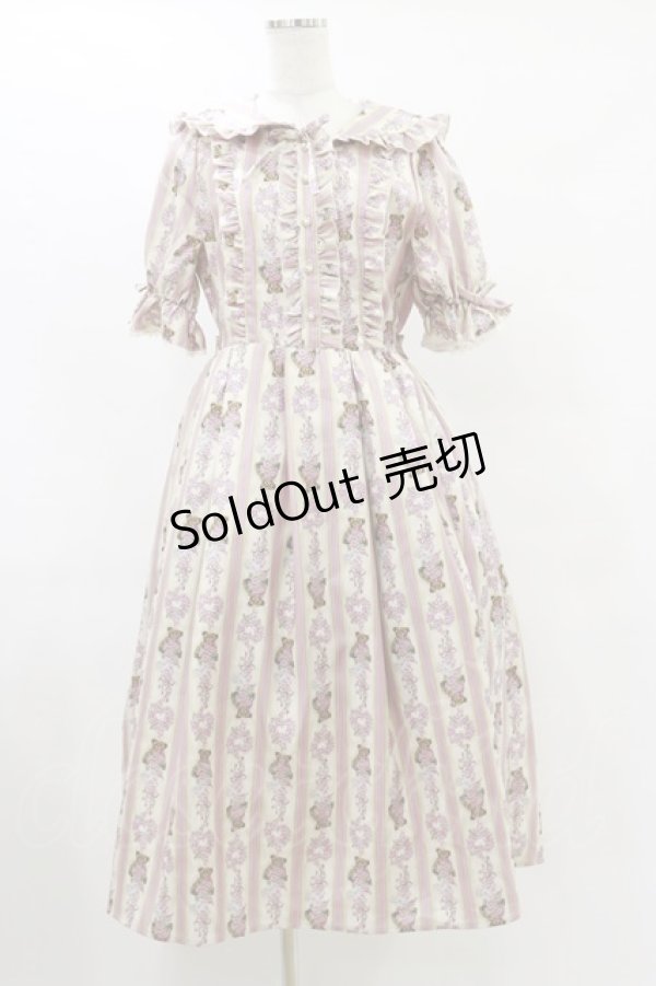 axesfemme Kawaii Rosy Bear柄ワンピース 生成り axes femme kawaii】 Rosy Bear柄ワンピース 生成り