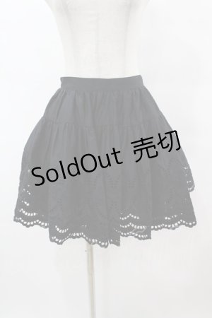 画像: BPN / フラワーレーススカート  黒 H-25-07-11-1030-GO-SK-KB-ZH