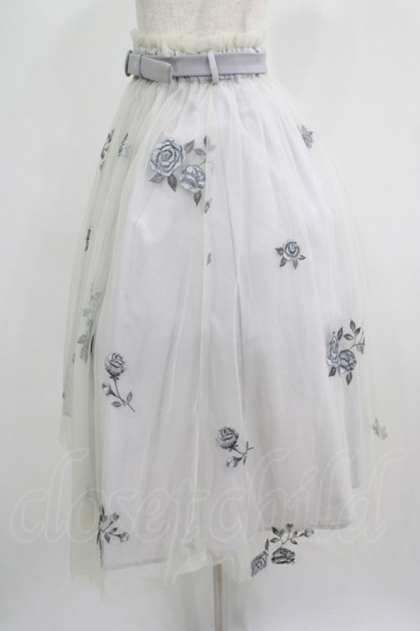 画像2: an another angelus / ベルト付きローズ総刺繍チュールスカート Free BLUE GRAY H-25-07-17-026-CA-SK-NS-ZH (2)