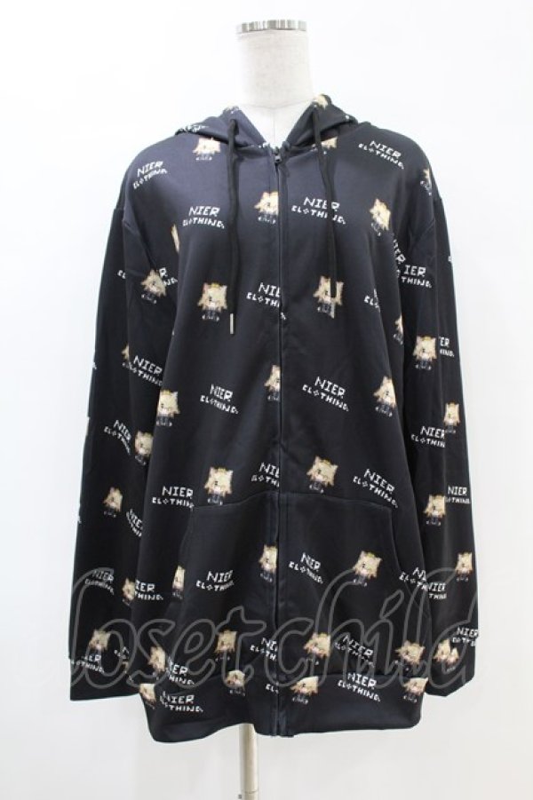 画像1: NieR Clothing / 総柄ZIPパーカー  黒 H-25-07-18-1053-PU-TO-KB-ZH (1)