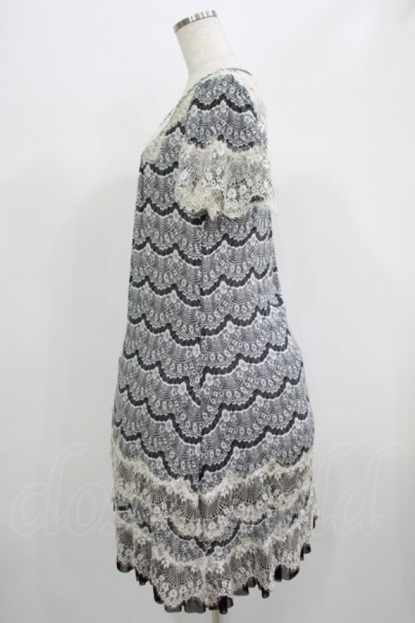 画像2: Rozen Kavalier / レースプリントワンピース  黒 H-25-07-18-013-OO-OP-KB-ZT003 (2)