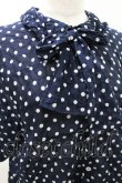 画像3: Jane Marple Dans Le Salon / Polka dotsリボンシャツ  ネイビー H-25-07-28-028-JM-BL-KB-ZH (3)