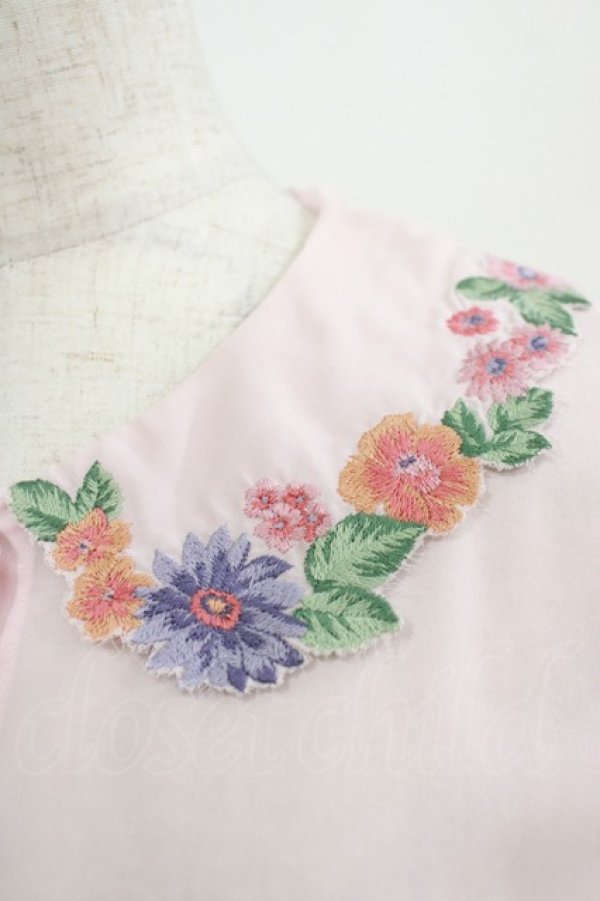画像4: Jane Marple / Flower embroidery collar blouse  ピンク H-25-08-04-028-JM-BL-KB-ZH (4)