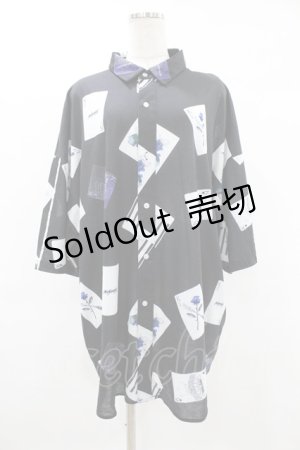 画像: KINGLYMASK / トランプ総柄半袖カットソーシャツ  黒 H-25-08-04-1037-PU-BL-KB-ZH