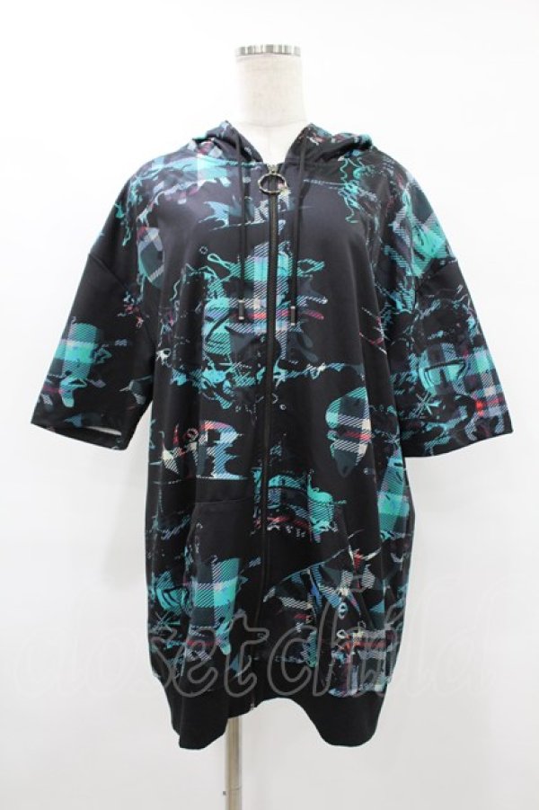 画像1: NieR Clothing / 総柄ZIP半袖パーカー  黒 H-25-08-04-1054-PU-TO-KB-ZT283 (1)