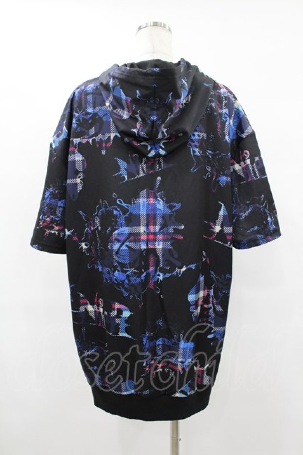 画像2: NieR Clothing / 総柄ZIP半袖パーカー  黒 H-25-08-04-1055-PU-TO-KB-ZT284 (2)