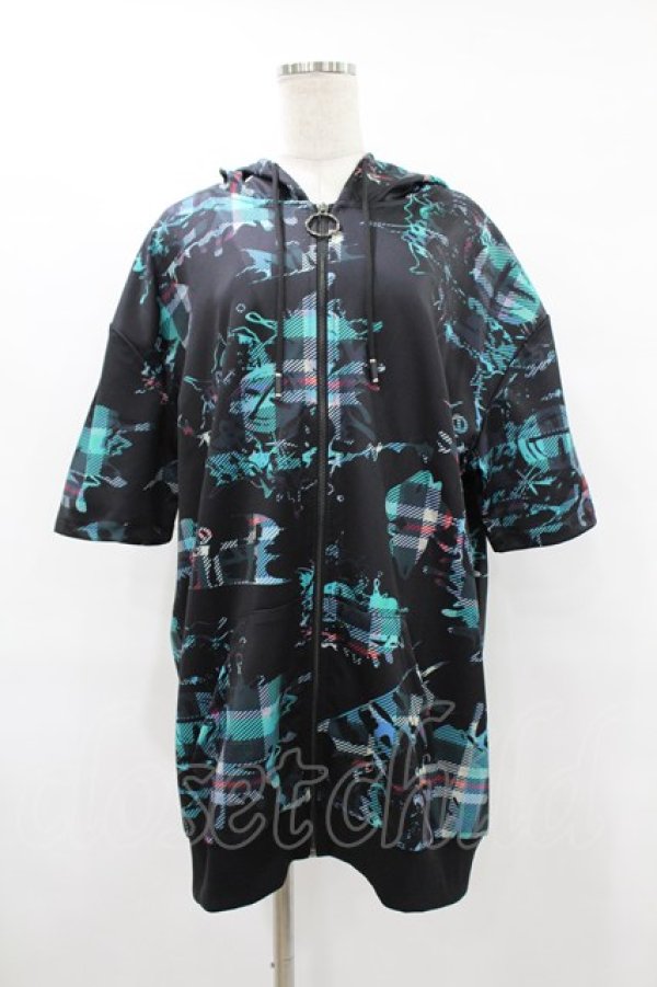 画像1: NieR Clothing / 総柄ZIP半袖パーカー  黒 H-25-08-04-1056-PU-TO-KB-ZT283 (1)