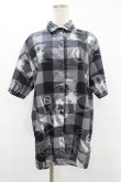 画像1: NieR Clothing / 総柄半袖シャツ  グレー H-25-08-04-1034-PU-BL-KB-ZT256 (1)