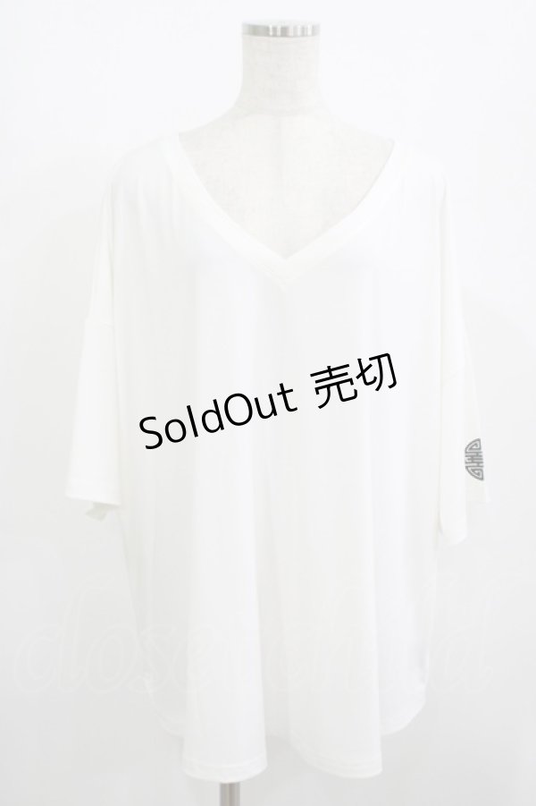 画像1: Qutie Frash / Vネックトップス  白 H-25-08-07-030-QU-TO-KB-ZH (1)