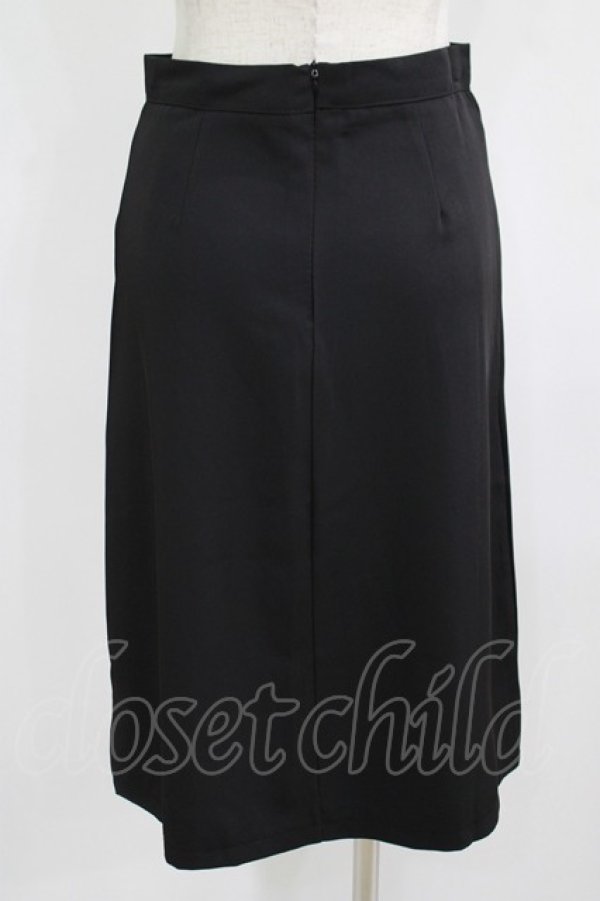 画像3: MARBLE / ブローチ付スカート  黒 H-25-08-07-018-GO-SK-KB-ZH (3)