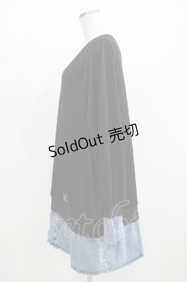 画像2: NieR Clothing / デニム切替オフショルワンピ  黒×ブルーデニム H-25-08-10-1057-PU-OP-KB-ZH (2)